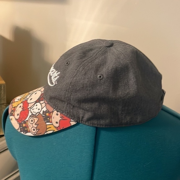 Harry Potter Hogwarts baseball hat - Picture 2 of 5